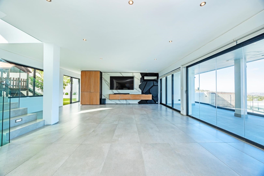 5 Bedroom Property for Sale in Baronetcy Estate Western Cape